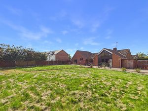 Rear- click for photo gallery